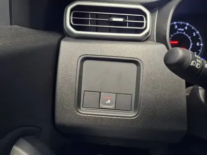 Photo 32 Dacia Duster  Blue dCi 115 4x2