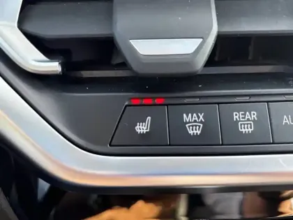 Photo 21 BMW X3  xDrive 30e 292ch BVA8