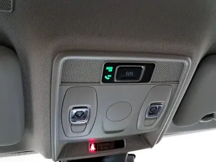 Photo 37 Renault Arkana  E-Tech hybride 145 - 22