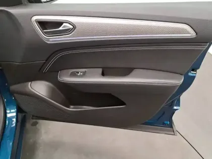 Photo 24 Renault Arkana  E-Tech hybride 145 - 22