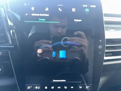 Photo 32 Renault Espace  E-Tech hybrid 200