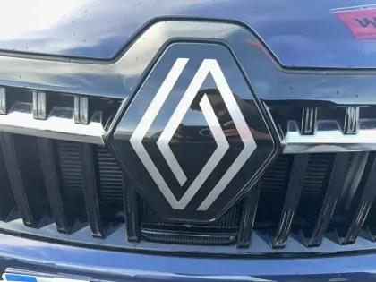 Photo 64 Renault Espace  E-Tech hybrid 200