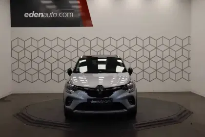 Photo 12 Renault Captur  TCe 140 - 21