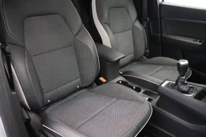 Photo 17 Renault Captur  TCe 140 - 21