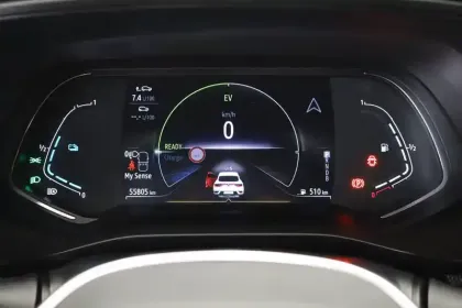 Photo 24 Renault Arkana  E-Tech 145 - 21B