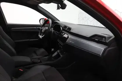 Photo 3 Audi Q3  35 TDI 150 ch S tronic 7