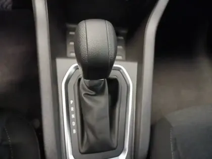 Photo 72 Renault Clio  E-Tech full hybrid 145