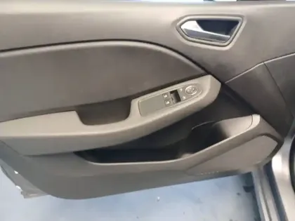 Photo 66 Renault Clio  E-Tech full hybrid 145