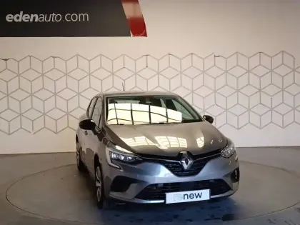 Photo 48 Renault Clio  E-Tech full hybrid 145