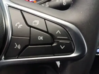 Photo 73 Renault Clio  E-Tech full hybrid 145