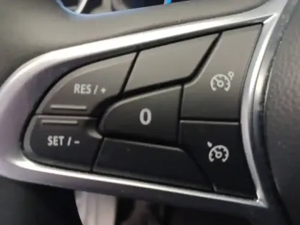 Photo 74 Renault Clio  E-Tech full hybrid 145