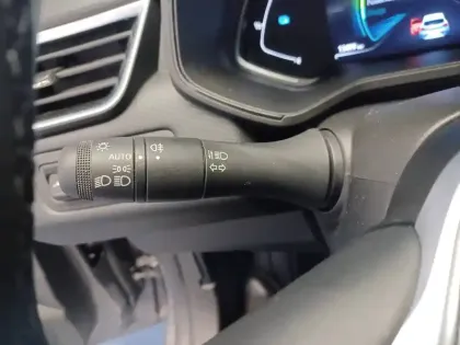 Photo 27 Renault Clio  E-Tech full hybrid 145