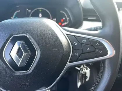 Photo 16 Renault Clio  E-Tech 140 - 21N