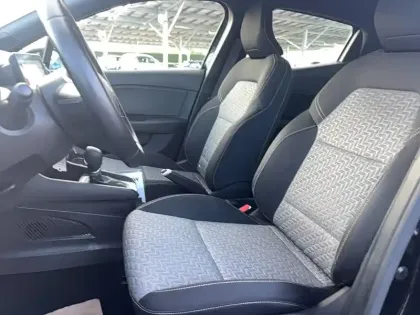 Photo 11 Renault Clio  E-Tech 140 - 21N