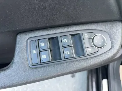 Photo 12 Renault Clio  E-Tech 140 - 21N