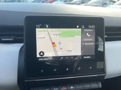 Photo 21 Renault Clio  E-Tech 140 - 21N