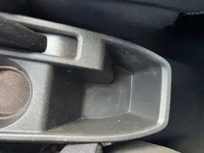 Photo 31 Renault Clio  E-Tech 140 - 21N