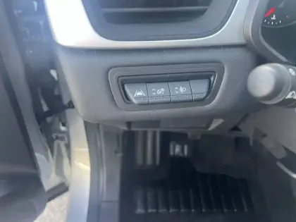 Photo 27 Renault Captur  TCe 90