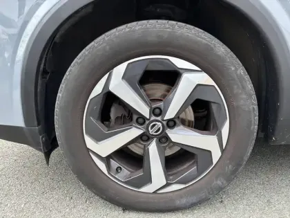 Photo 8 Nissan Qashqai  Mild Hybrid 140 ch