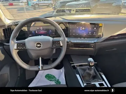 Photo 2 Opel Astra  1.2 Turbo 110 ch BVM6