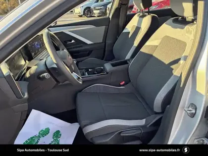 Photo 32 Opel Astra  1.2 Turbo 110 ch BVM6