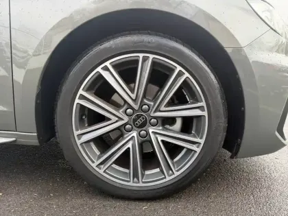 Photo 11 Audi A1  Sportback 30 TFSI 116 ch S tronic 7