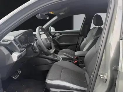 Photo 13 Audi A1  Sportback 30 TFSI 116 ch S tronic 7