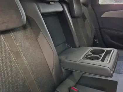 Photo 5 Peugeot 308  SW BlueHDi 130ch S&S EAT8