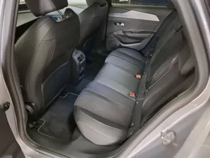 Photo 8 Peugeot 308  SW BlueHDi 130ch S&S EAT8