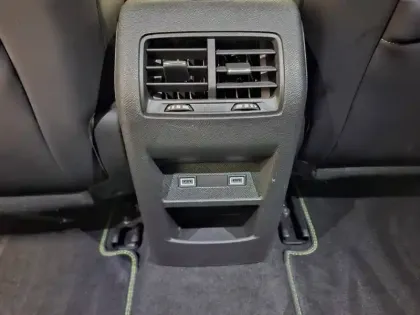 Photo 9 Peugeot 308  SW BlueHDi 130ch S&S EAT8