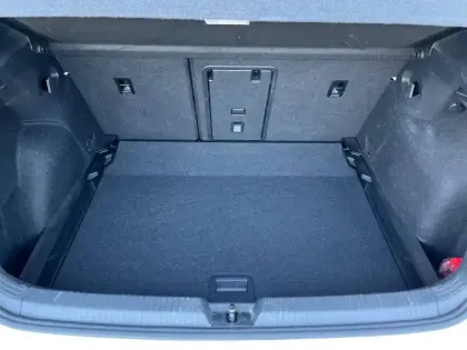 Photo 36 Volkswagen Golf  1.5 eTSI OPF 150 DSG7