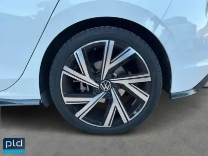 Photo 42 Volkswagen Golf  1.5 eTSI OPF 150 DSG7