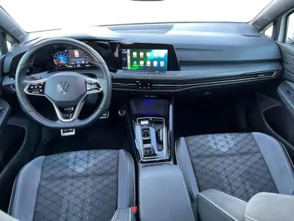 Photo 10 Volkswagen Golf  1.5 eTSI OPF 150 DSG7