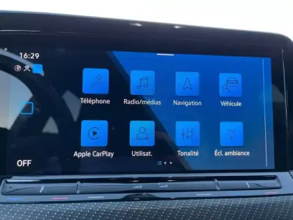 Photo 17 Volkswagen Golf  1.5 eTSI OPF 150 DSG7