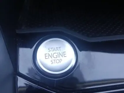 Photo 57 Volkswagen T-roc  1.0 TSI 110 Start/Stop BVM6