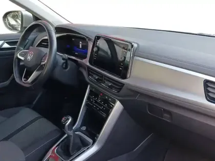 Photo 8 Volkswagen T-roc  1.0 TSI 110 Start/Stop BVM6