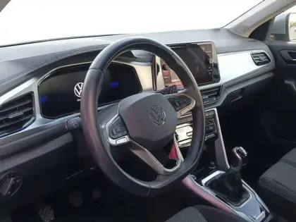 Photo 47 Volkswagen T-roc  1.0 TSI 110 Start/Stop BVM6