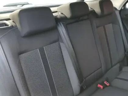 Photo 9 Volkswagen T-roc  1.0 TSI 110 Start/Stop BVM6