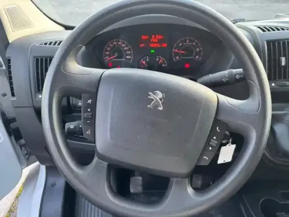 Photo 12 Peugeot Boxer  TOLE 3.0 T L2H2 BLUEHDI 120 S&S BVM6