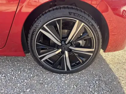 Photo 10 Peugeot 308  BlueHDi 130ch S&S EAT8