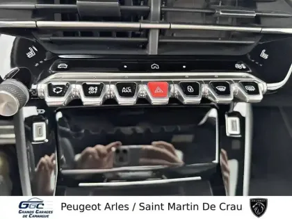 Photo 13 Peugeot 208  Electrique 54 kWh 156ch