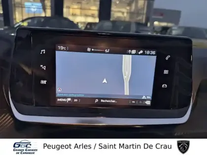 Photo 13 Peugeot 208  PureTech 75 S&S BVM5