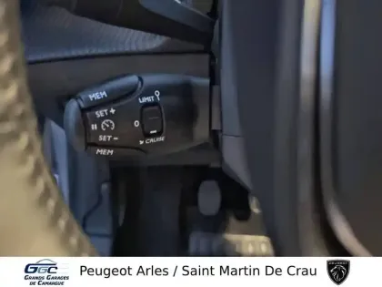 Photo 11 Peugeot 208  PureTech 75 S&S BVM5