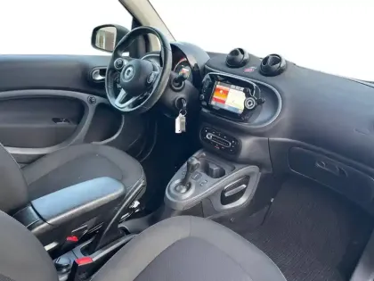 Photo 38 Smart Fortwo  Cabrio 0.9 90 ch S&S BA6