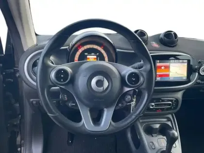 Photo 10 Smart Fortwo  Cabrio 0.9 90 ch S&S BA6