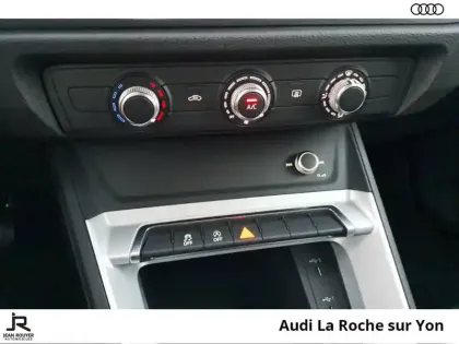 Photo 49 Audi Q3  35 TFSI 150 ch