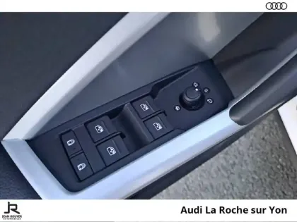 Photo 39 Audi Q3  35 TFSI 150 ch