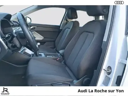 Photo 2 Audi Q3  35 TFSI 150 ch