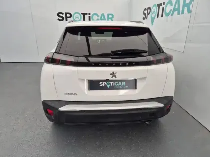 Photo 4 Peugeot 2008  BlueHDi 130 S&S EAT8