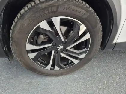 Photo 10 Peugeot 2008  BlueHDi 130 S&S EAT8